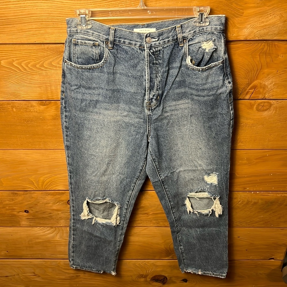 PacSun Women’s Eco Medium Blue Distressed High Rise Straight Leg Jeans 32 holes